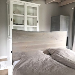 Kundenprojekt: Eiche Leimholzplatte als Kopfteil/ Bett-Rückwand!